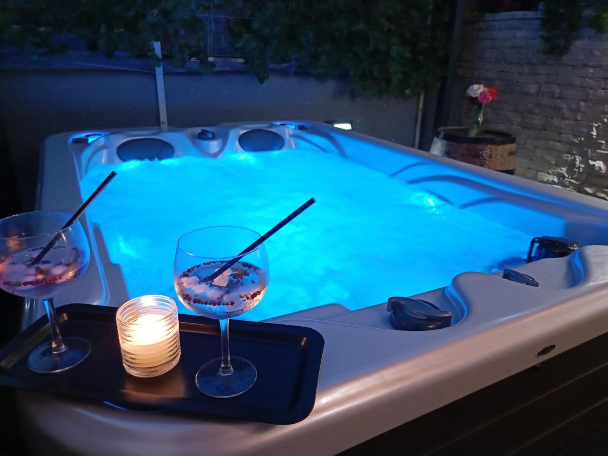 Apartment Belleza With Private Jacuzzi Zadar Eksteriør billede